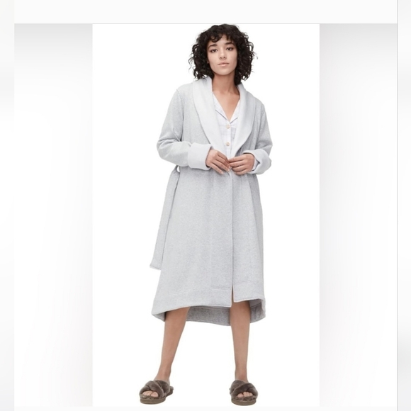 NWOT UGG Duffeild II Luxe Robe Heather Gray with pockets - Picture 1 of 9